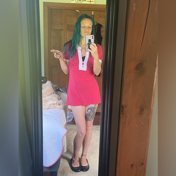 A WIDE VARIETY OF STYLES & SIZES FOR THE WHOLE FAMILY~BARGAINS EVERYWHERE! - Picture 10 of 15